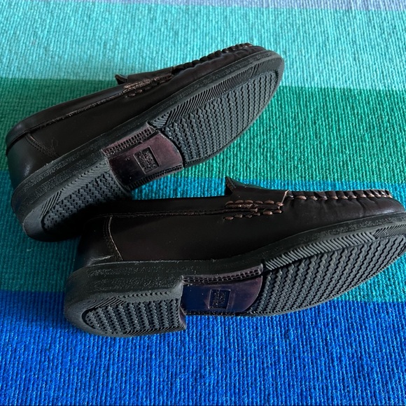 Kids Hush Puppies Lincoln Penny Loafers in Classic Brown • Unisex • Size 11.5 - Picture 4 of 6